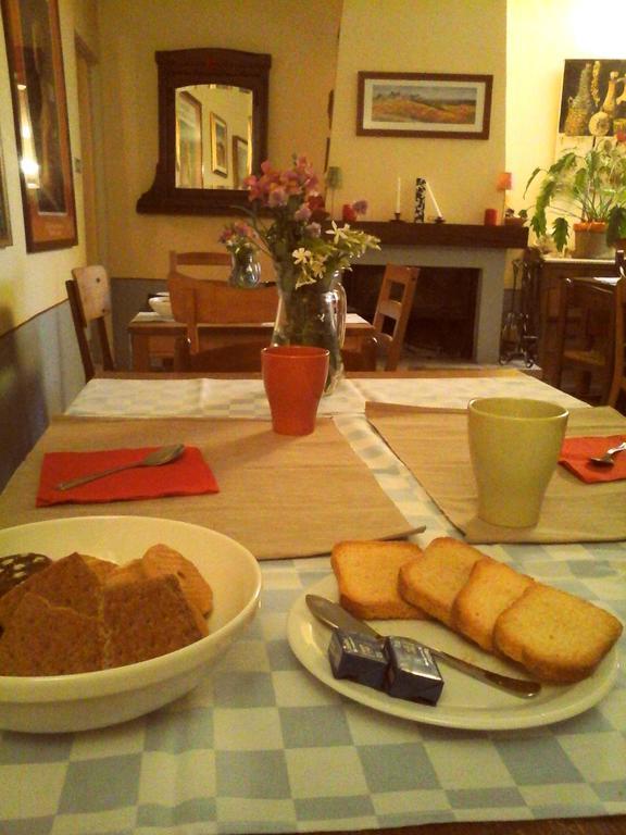 Il Cortiletto Dei Capperi Bed and Breakfast Gassino Torinese Esterno foto